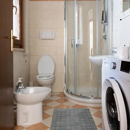 Parisi - Apartment