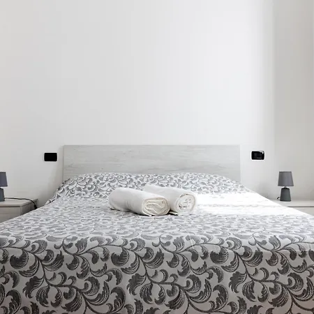 Parisi - Apartment